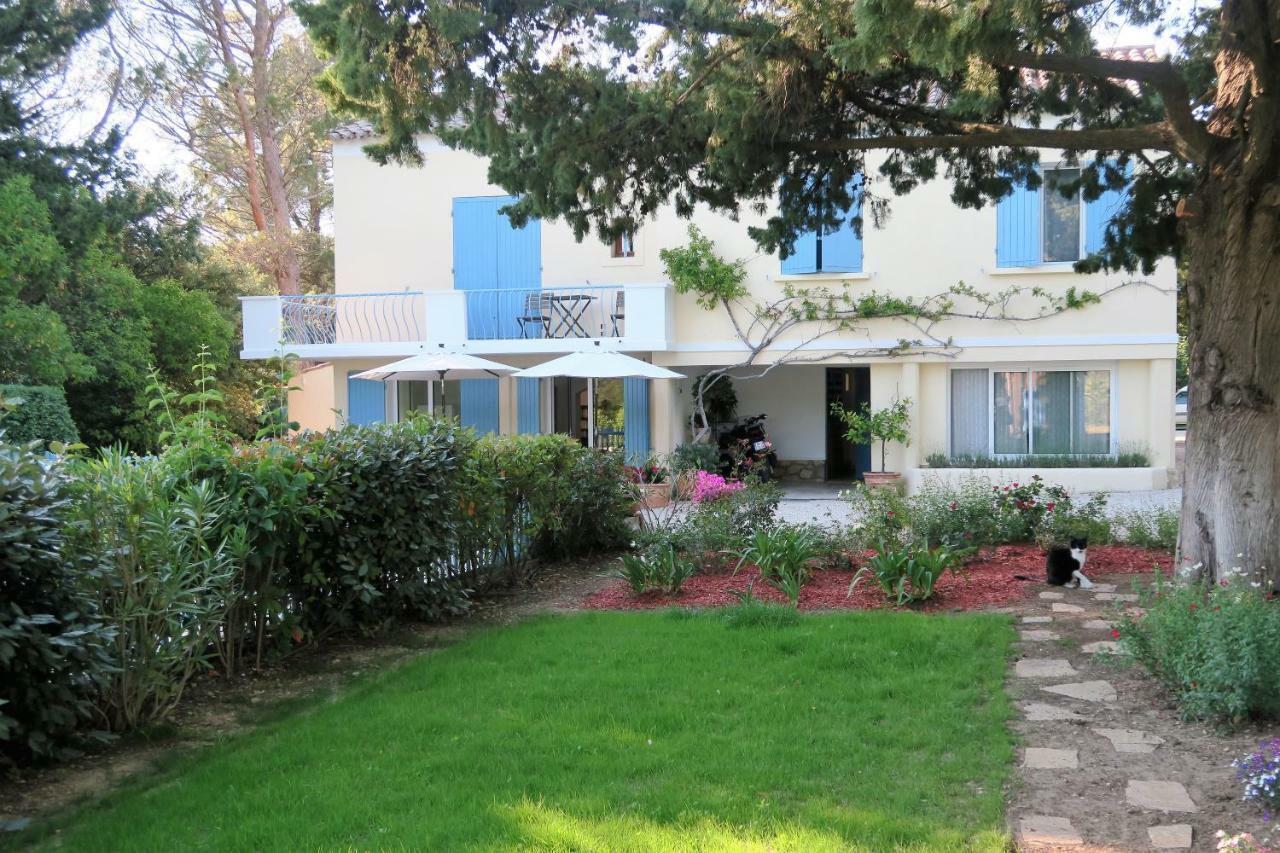 ルールマラン La Luberonne Bed & Breakfast エクステリア 写真